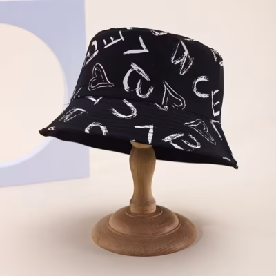 1pc Women’s Bohemian LOVE Letter & Heart Print Bucket Hat – Lightweight Foldable Fisherman Cap with Adjustable Toggle Closure, Random Retro Pattern Design for Casual Outings, Beach Trips & Holiday Festivities, Festive Headwear, Texture